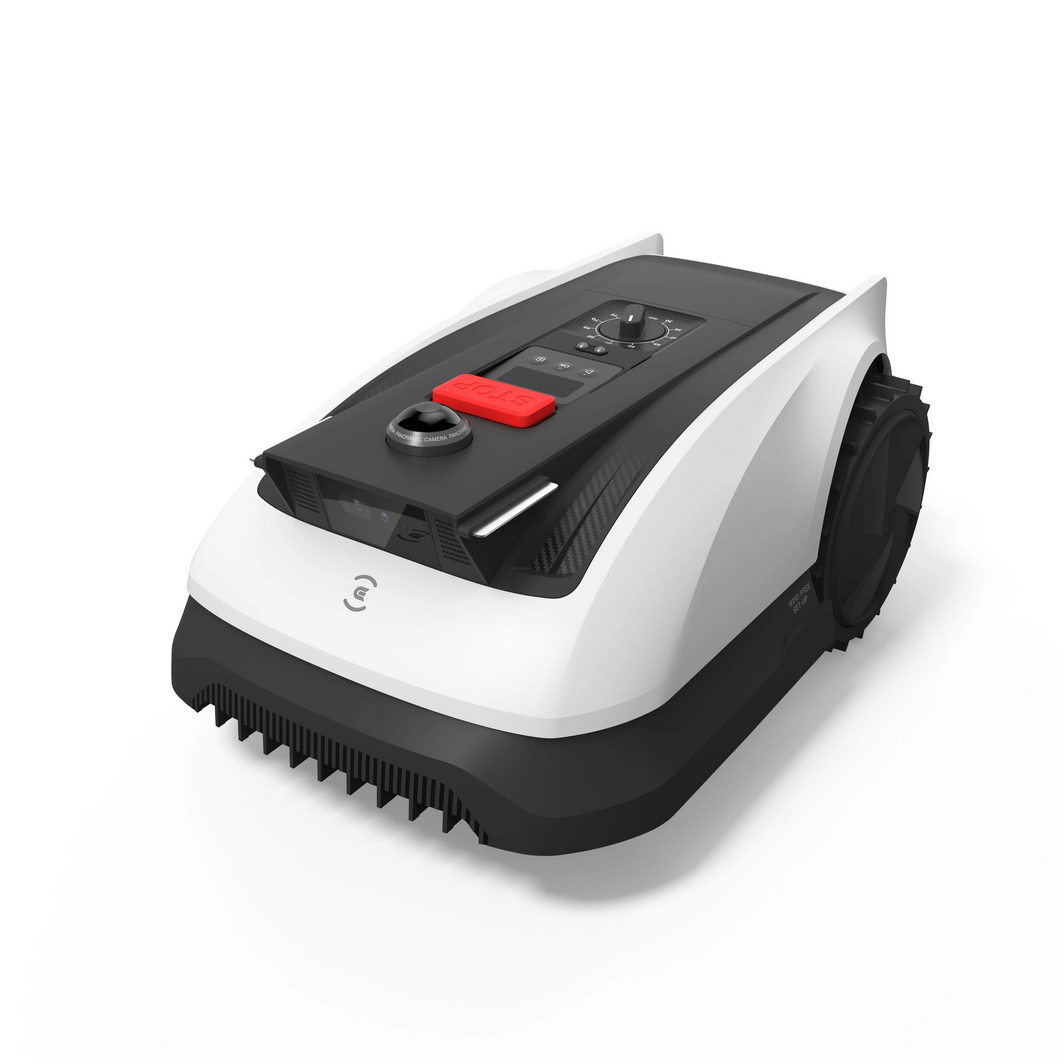 Žolės Pjovimo Robotas GOAT O500 Panorama